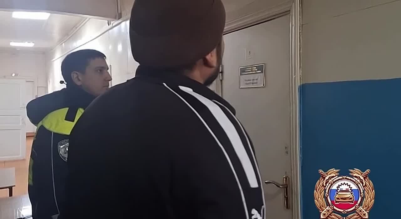 В ходе оперативно-профилактического мероприятия «Нелегальный мигрант» в Зубово-Полянском районе инспекторами ДПС отстранен от движения гражданин Узбекистана, ранее лишенный права управления транспортными средствами