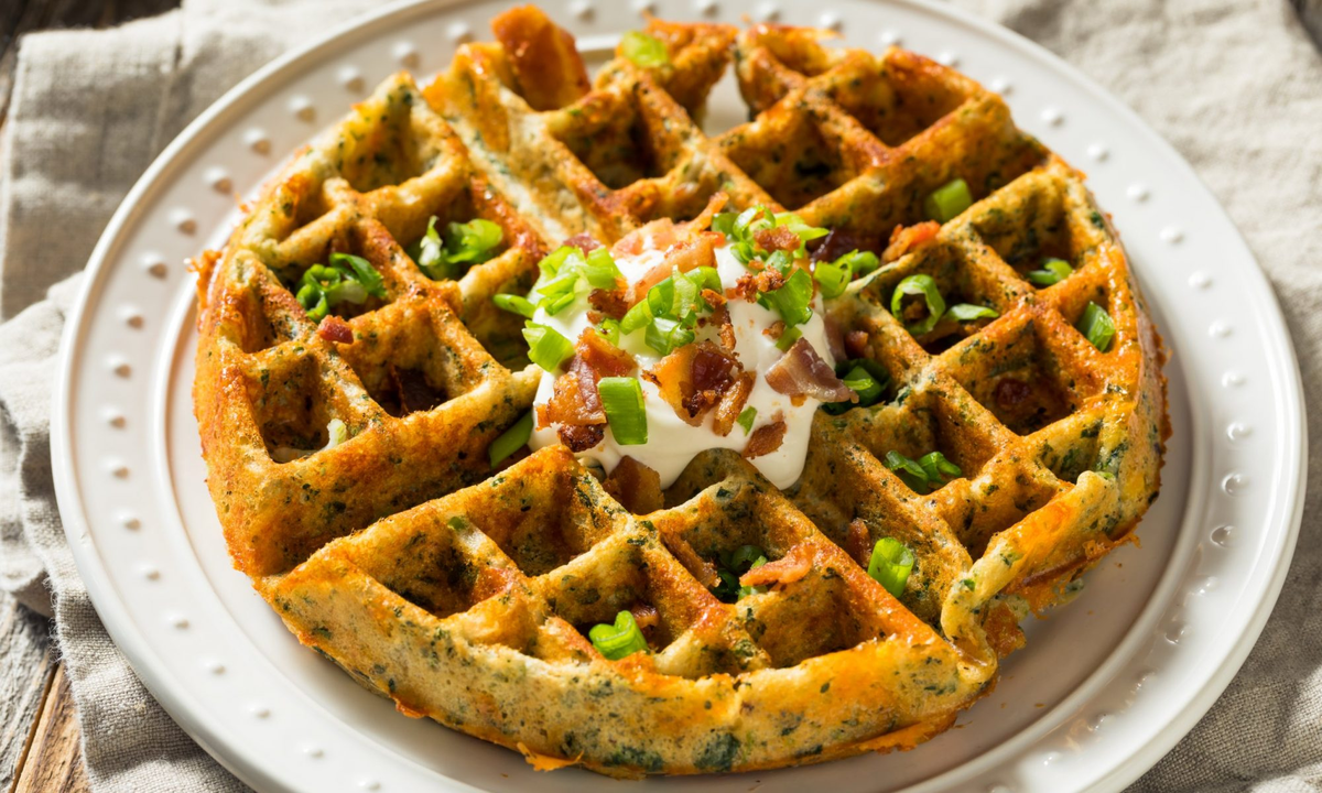 Сырные вафли с ветчиной: вкусный момент для всей семьи