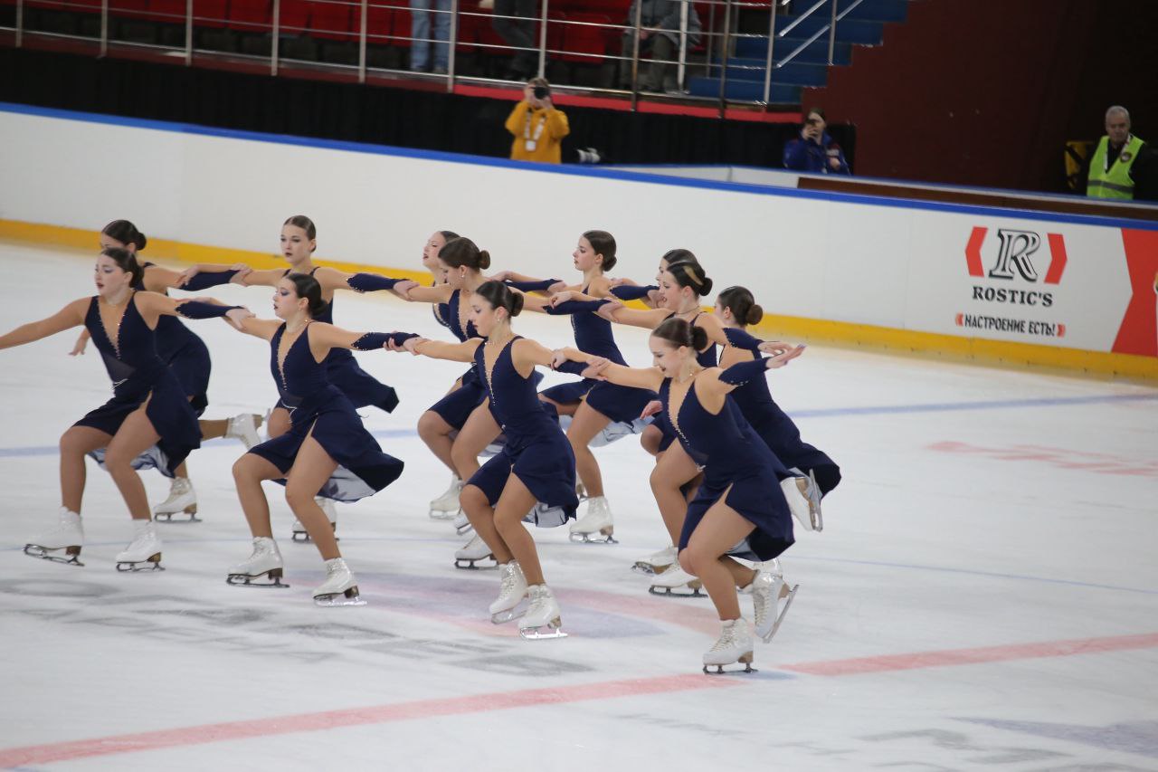 28 февраля в столице Мордовии стартовали Чемпионат и Первенство России по синхронному катанию на коньках 28 февраля в столице Мордовии стартовали Чемпионат и Первенство России по синхронному катанию на коньках