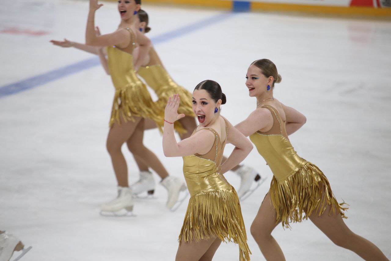 28 февраля в столице Мордовии стартовали Чемпионат и Первенство России по синхронному катанию на коньках 28 февраля в столице Мордовии стартовали Чемпионат и Первенство России по синхронному катанию на коньках