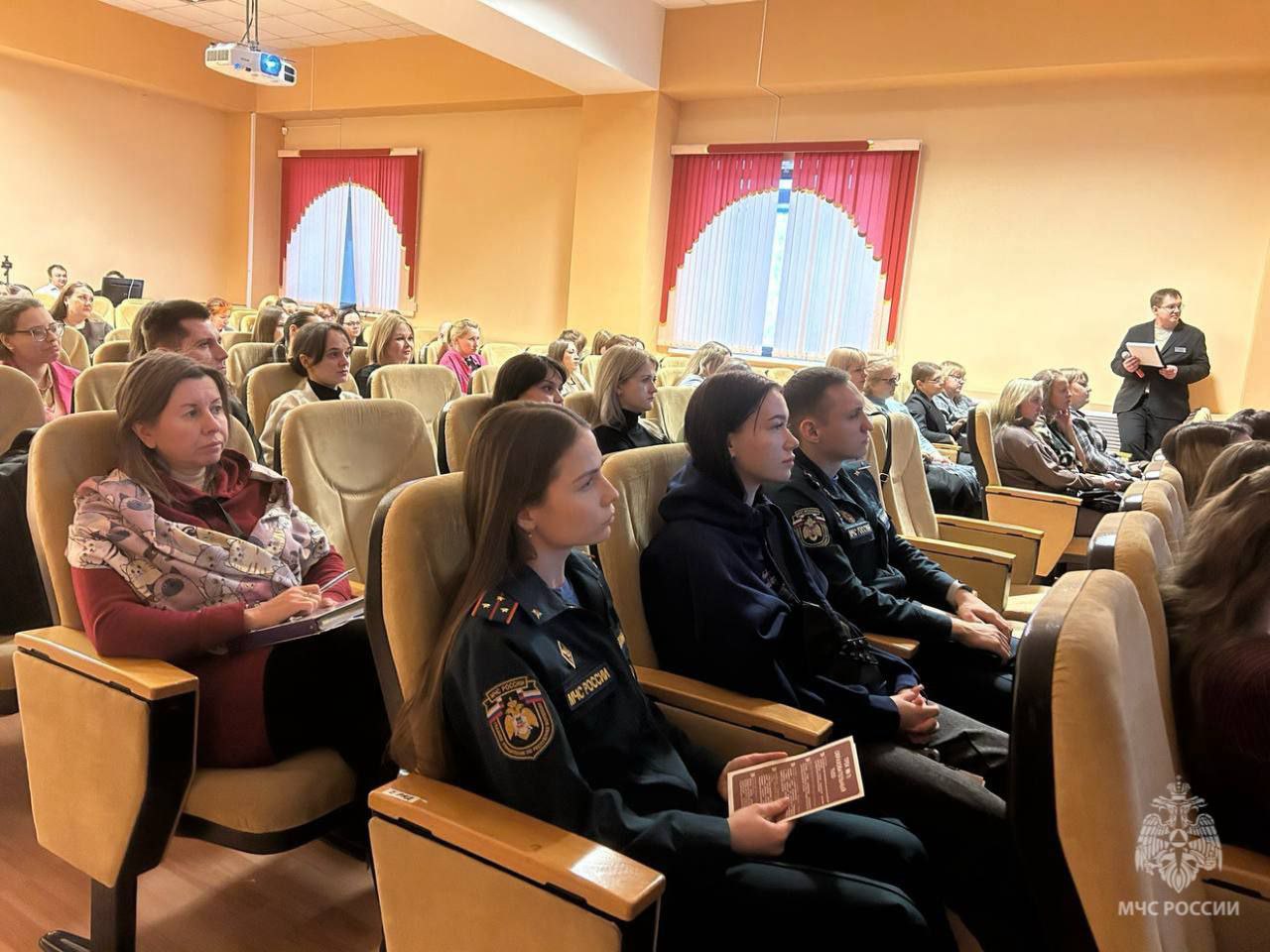 В рамках «Года единства народов России» и «Года здоровья» в регионе Молодёжный совет Главного управления МЧС России по Республике Мордовия стал участником Молодежного форума «Традиция и современность» В рамках «Года единства народов России» и «Года здоровья» в регионе Молодёжный совет Главного управления МЧС России по Республике Мордовия стал участником Молодежного форума «Традиция и современность»