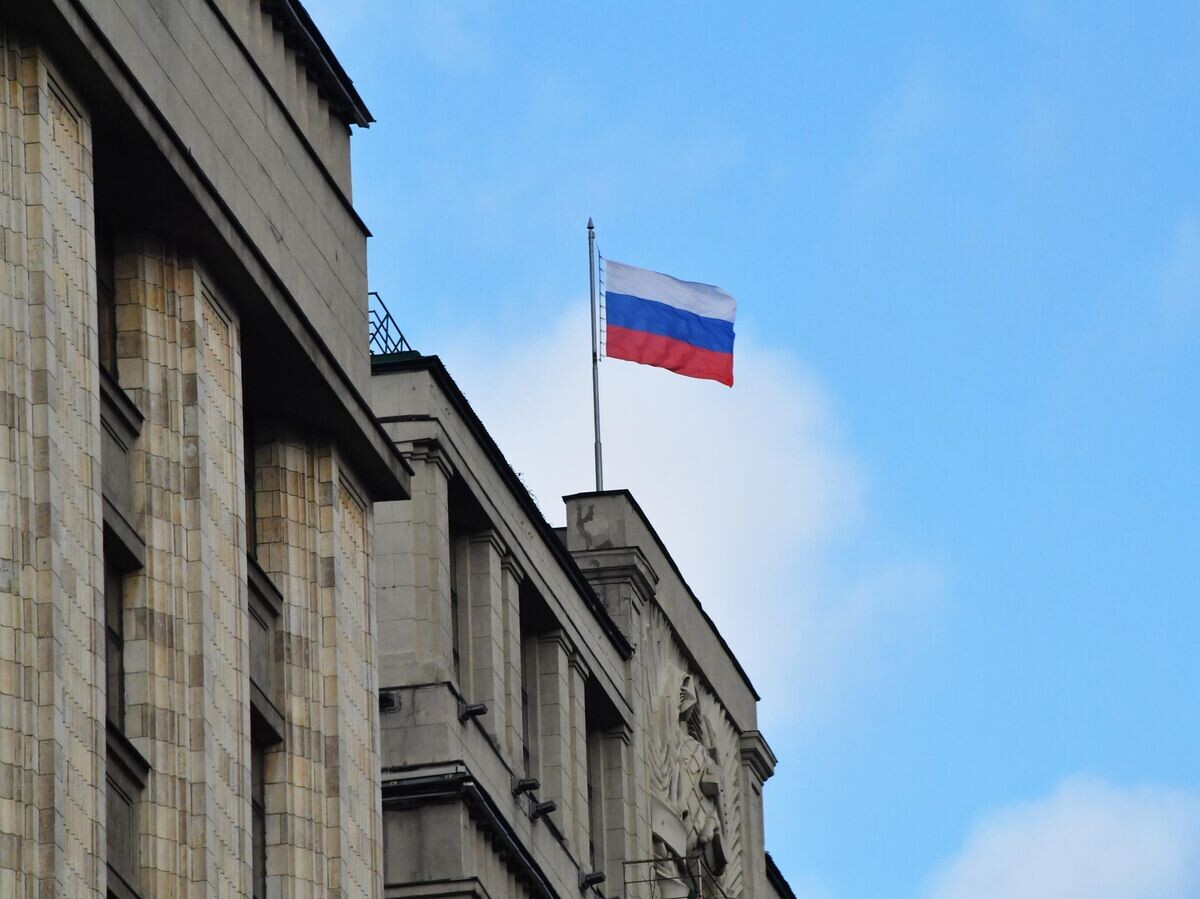 В России вступил в силу запрет на иностранные слова в вывесках