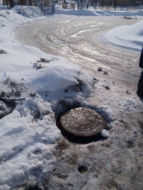 Напоминаем правила взаимодействия, если вы заметили открытый люк на улице
