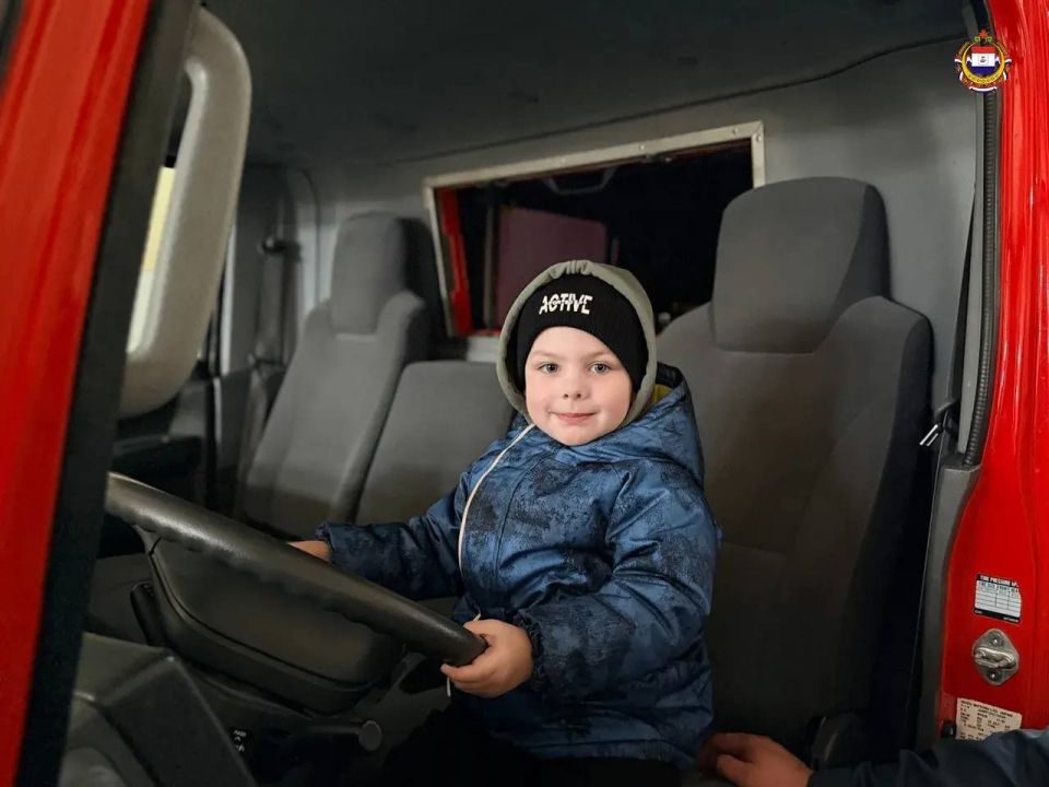 Будни героев: как в Саранске знакомят с профессией спасателя