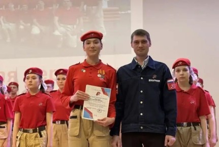 В Центре образования «Тавла»-средней школе №17 Саранска состоялась торжественная церемония посвящения учеников в ряды Всероссийского детско-юношеского военно-патриотического общественного движения «Юнармия»