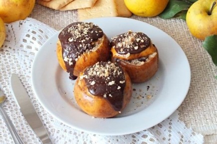 Вкусное решение для залежавшихся яблок с шоколадом