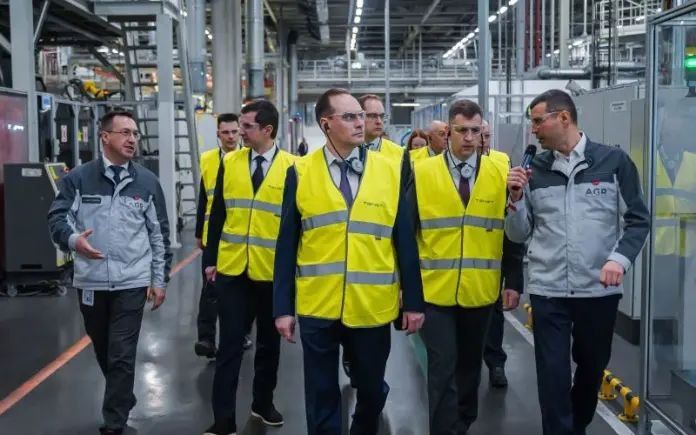 ����� �������� ���� ������: ���������������� �������������� � ��� ��� ���������