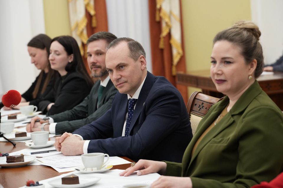 ����� �������� ���������� � ������� ������������� ����� �������� ����� ������ ���������