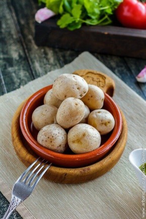 Кулинарная история: картофель по-канарски — любимый гарнир островитян