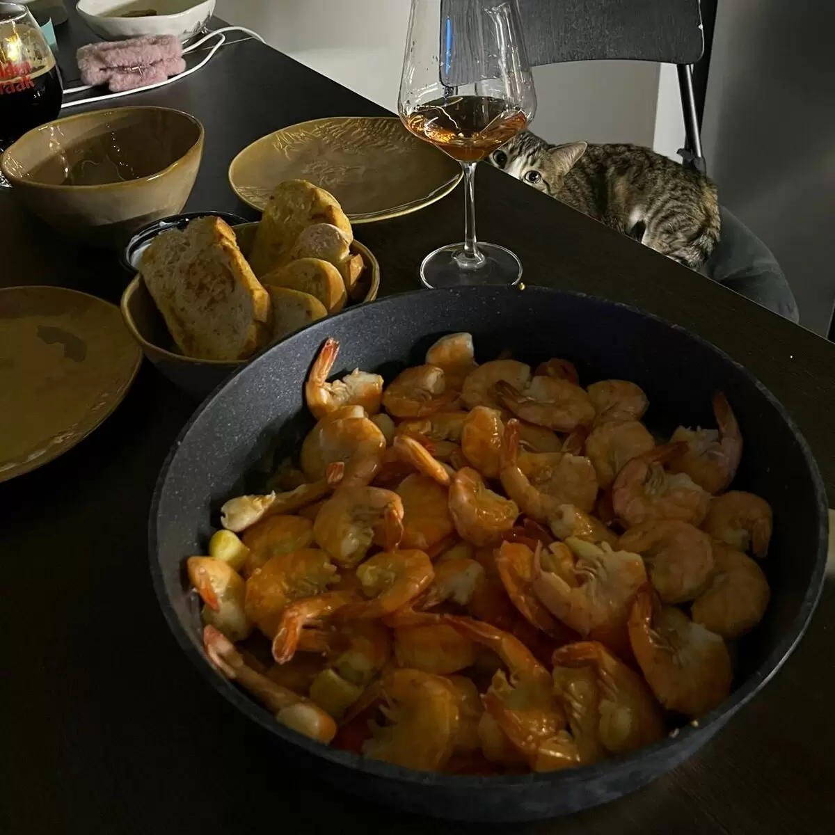 Цветные вареники и простые закуски: как сделать праздничный ужин незабываемым