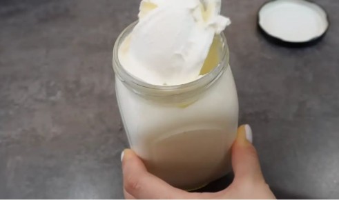 Как подготовить идеальную домашнюю сметану без лишних усилий