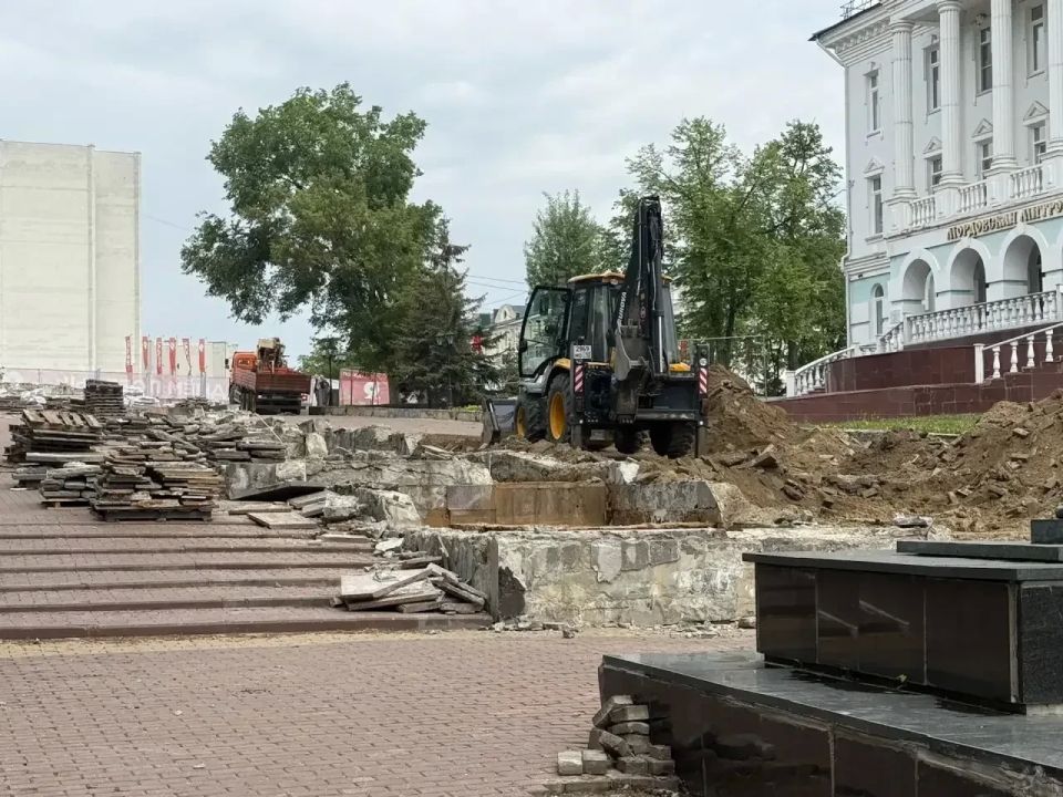 В Саранске продолжается масштабная реконструкция Фонтанного спуска