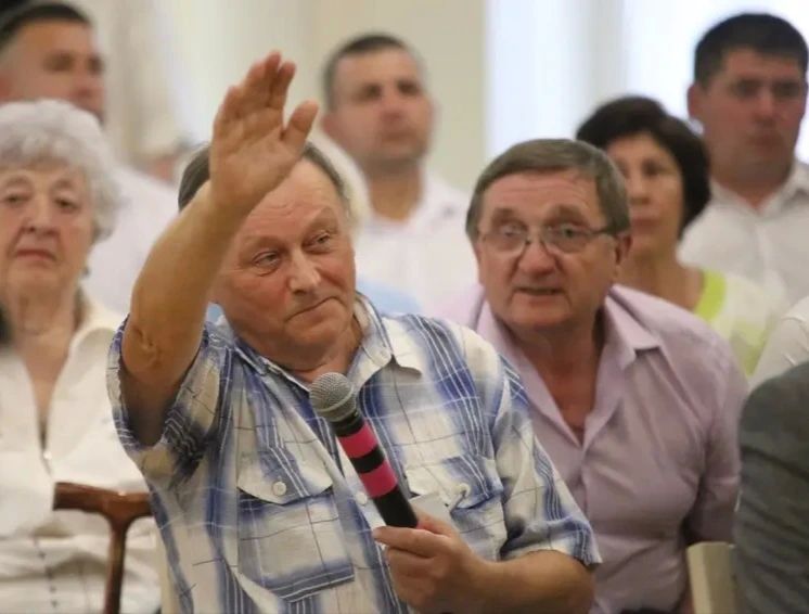 Глава Республики Мордовия Артём Здунов провёл открытую встречу с председателями многоквартирных домов Саранска Глава Республики Мордовия Артём Здунов провёл открытую встречу с председателями многоквартирных домов Саранска