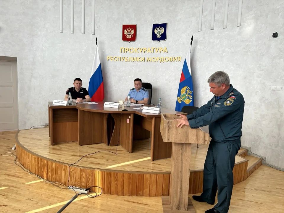 В ПРОКУРАТУРЕ РЕСПУБЛИКИ ОБСУДИЛИ ВОПРОСЫ СОСТОЯНИЯ ЗАКОННОСТИ В ПЕРИОД ПОДГОТОВКИ И ПРОВЕДЕНИЯ В РЕСПУБЛИКЕ МОРДОВИЯ ВЫБОРОВ В ПРОКУРАТУРЕ РЕСПУБЛИКИ ОБСУДИЛИ ВОПРОСЫ СОСТОЯНИЯ ЗАКОННОСТИ В ПЕРИОД ПОДГОТОВКИ И ПРОВЕДЕНИЯ В РЕСПУБЛИКЕ МОРДОВИЯ ВЫБОРОВ