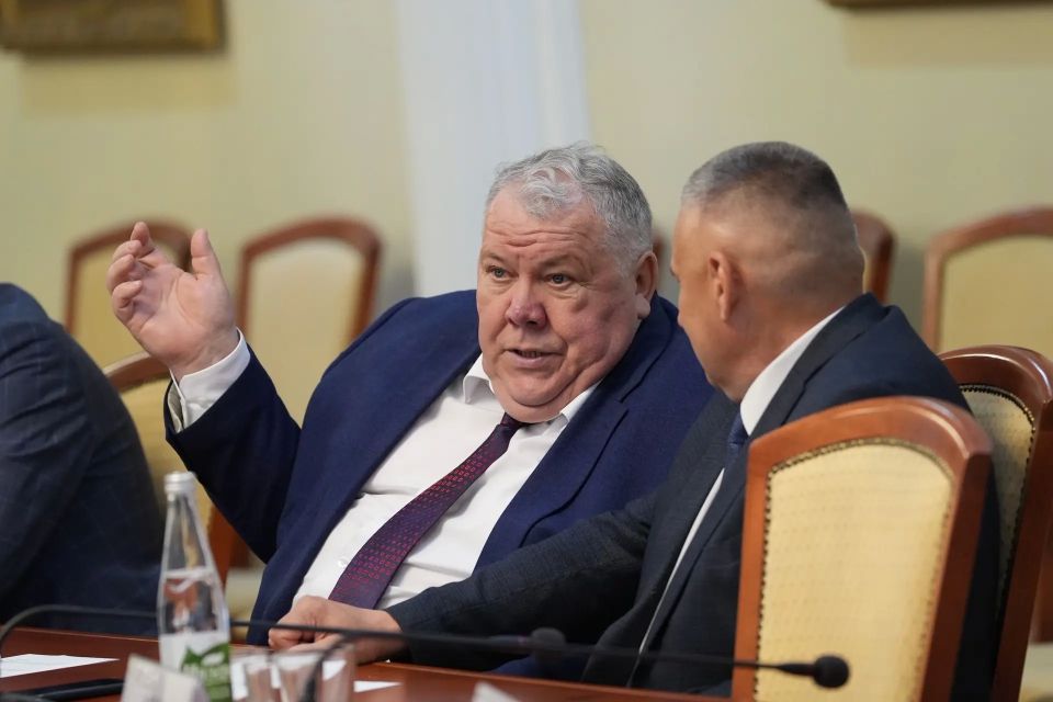 Артём Здунов: Мордовия - для семьи!. К вопросу повышения демографии подходим комплексно: строим, модернизируем инфраструктуру, благоустраиваем территории республики черед принцип семейноцентричности Артём Здунов: Мордовия - для семьи!. К вопросу повышения демографии подходим комплексно: строим, модернизируем инфраструктуру, благоустраиваем территории республики черед принцип семейноцентричности