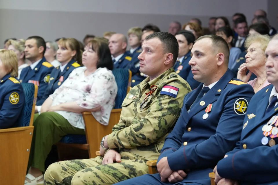 На торжестве в Зубово-Полянском районе вручены награды Госсобрания Мордовии На торжестве в Зубово-Полянском районе вручены награды Госсобрания Мордовии