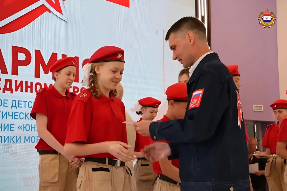 Юнармии – 10 лет!. В Республиканском молодёжном центре прошло торжественное мероприятие, посвящённое юбилею Всероссийского военно-патриотического движения «Юнармия» Юнармии – 10 лет!. В Республиканском молодёжном центре прошло торжественное мероприятие, посвящённое юбилею Всероссийского военно-патриотического движения «Юнармия»