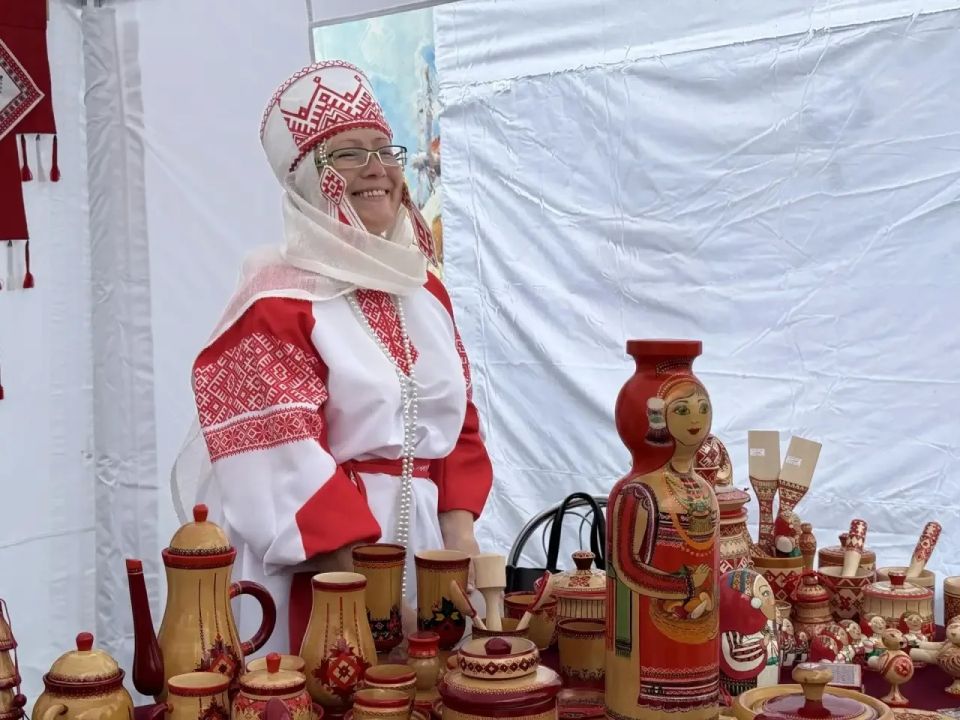 Артём Здунов: Есть у нас хорошая традиция - каждый год в старинном селе Кочелаево Ковылкинского района чтить память святых равноапостольных просветителей Кирилла и Мефодия – учителей словенских Артём Здунов: Есть у нас хорошая традиция - каждый год в старинном селе Кочелаево Ковылкинского района чтить память святых равноапостольных просветителей Кирилла и Мефодия – учителей словенских