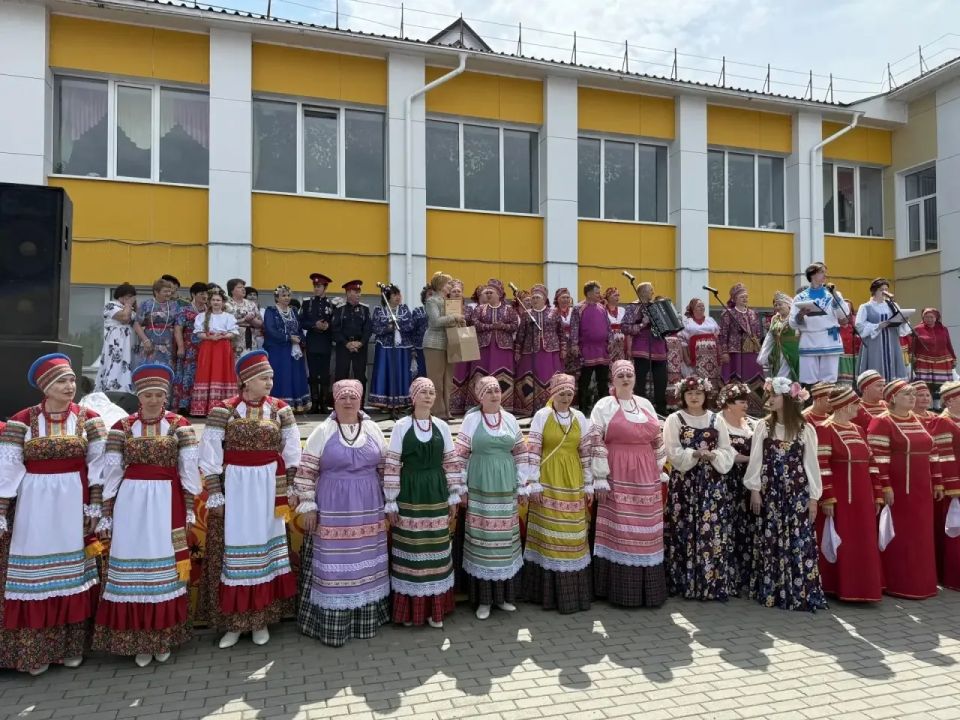 Артём Здунов: Есть у нас хорошая традиция - каждый год в старинном селе Кочелаево Ковылкинского района чтить память святых равноапостольных просветителей Кирилла и Мефодия – учителей словенских Артём Здунов: Есть у нас хорошая традиция - каждый год в старинном селе Кочелаево Ковылкинского района чтить память святых равноапостольных просветителей Кирилла и Мефодия – учителей словенских