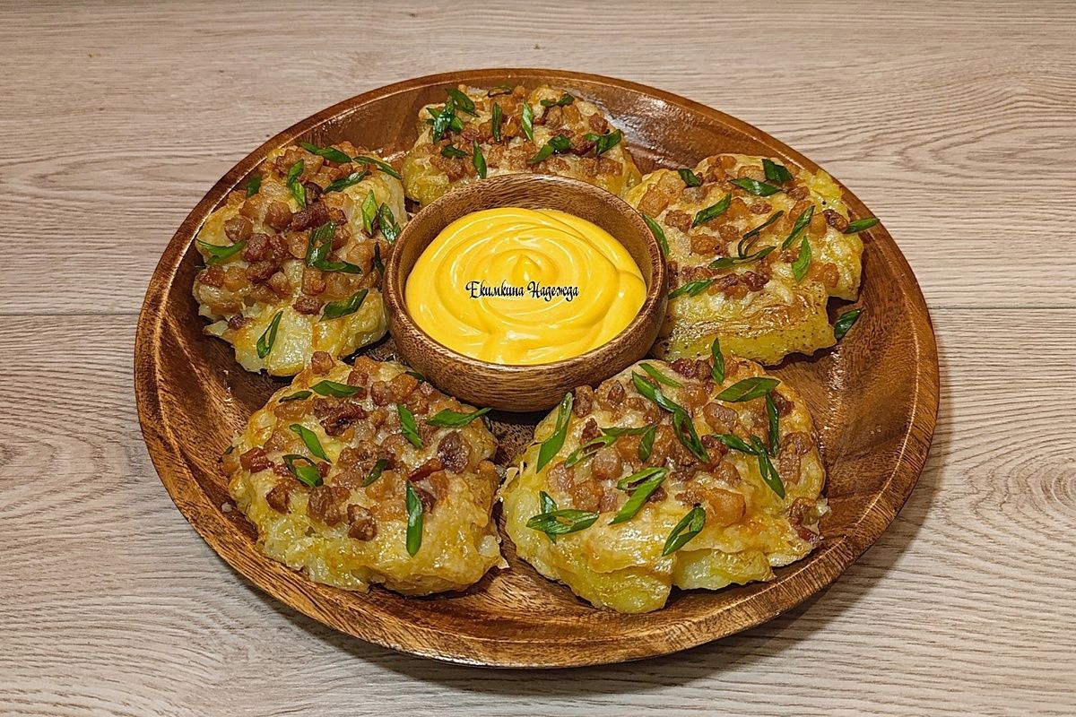 Зимнее наслаждение: вкусный мятый картофель со шкварками