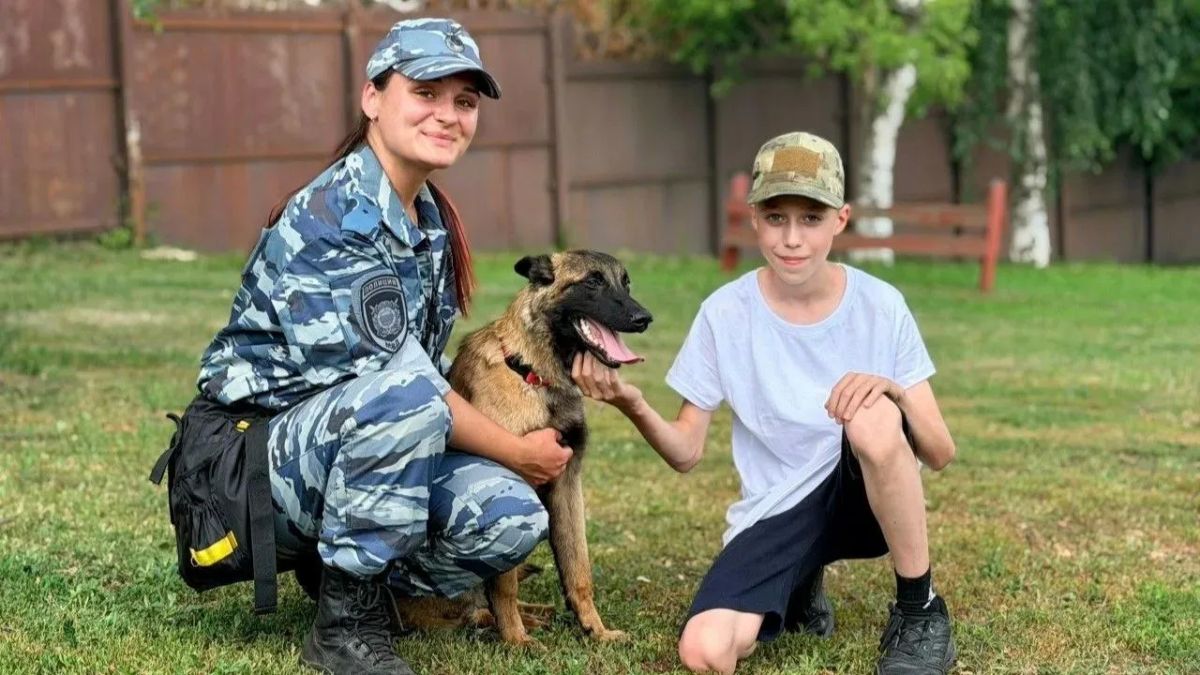 В Саранске семьи участников СВО побывали на необычной экскурсии – в Центре кинологической службы МВД по Республике Мордовия В Саранске семьи участников СВО побывали на необычной экскурсии – в Центре кинологической службы МВД по Республике Мордовия