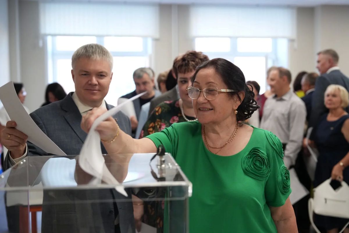 Артём Здунов: #КомандаПрезидента. Встретились с соратниками и однопартийцами из «Единой России»: обсудили планы и задачи нашей Народной программы, выдвинули кандидатов в депутаты ГосСобрания РМ по республиканскому списку и... Артём Здунов: #КомандаПрезидента. Встретились с соратниками и однопартийцами из «Единой России»: обсудили планы и задачи нашей Народной программы, выдвинули кандидатов в депутаты ГосСобрания РМ по республиканскому списку и...