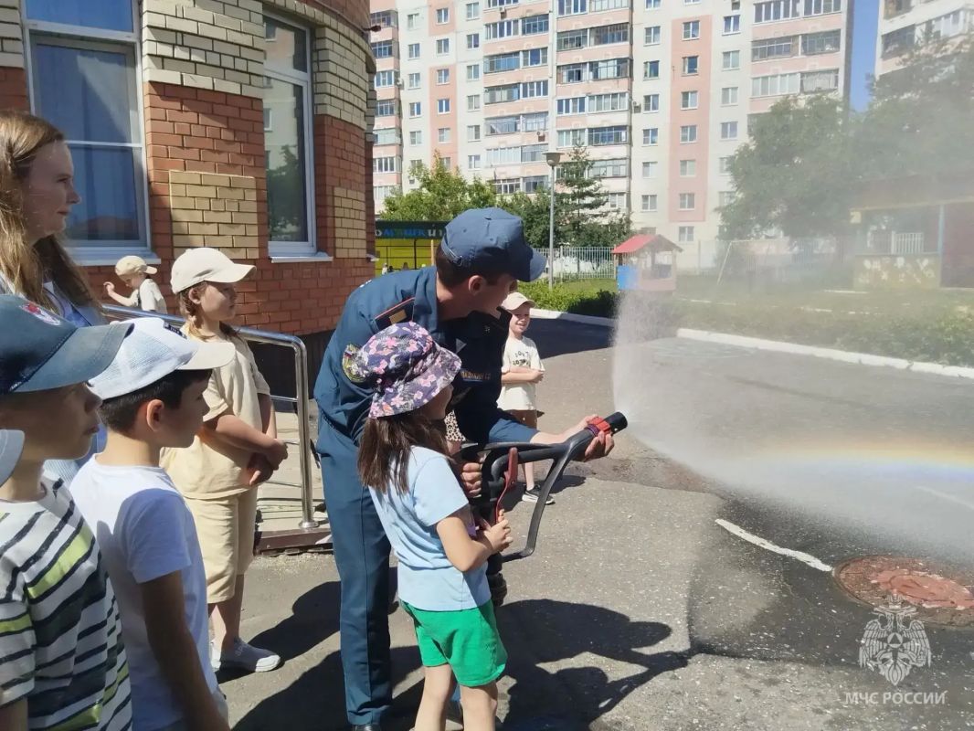 Экскурсия в рамках проекта «Школа семейной пожарной безопасности»! Экскурсия в рамках проекта «Школа семейной пожарной безопасности»!