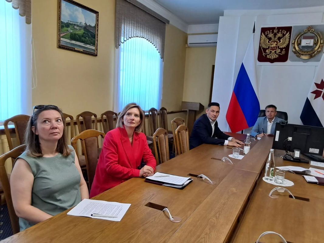 Депутаты Госсобрания приняли участие в обсуждении закона «О почтовой связи» Депутаты Госсобрания приняли участие в обсуждении закона «О почтовой связи»