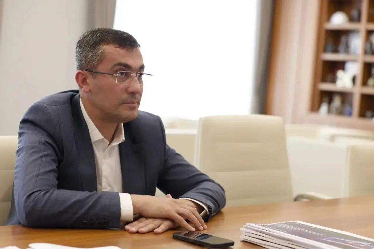 Глава Минстроя России Ирек Файзуллин провел совещание по вопросам развития коммунальной инфраструктуры и подготовке к отопительному сезону Республики Мордовия Глава Минстроя России Ирек Файзуллин провел совещание по вопросам развития коммунальной инфраструктуры и подготовке к отопительному сезону Республики Мордовия