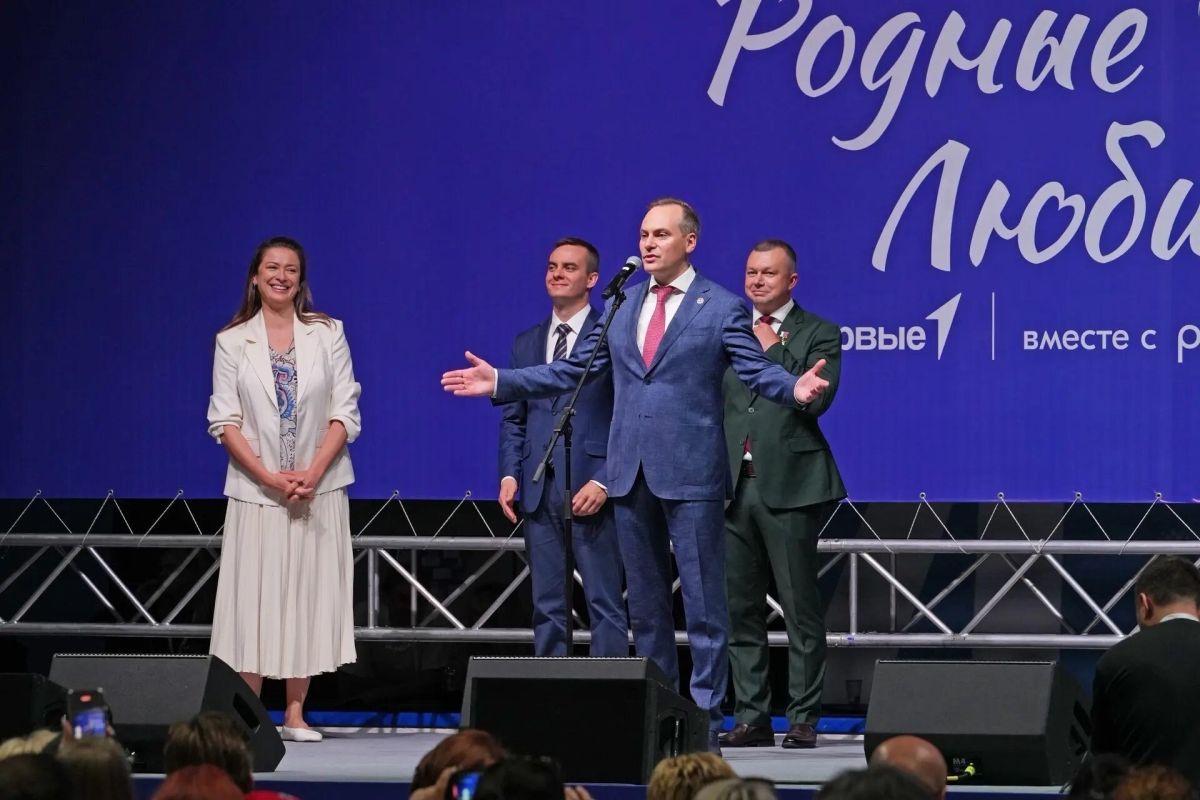 В Саранске открыли Всероссийский семейный форум «Родные – Любимые» В Саранске открыли Всероссийский семейный форум «Родные – Любимые»