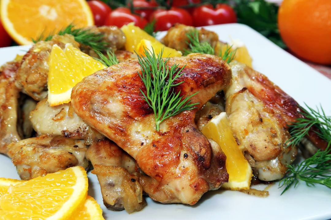 Куриные крылышки с апельсиновой ноткой в духовке