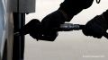 В девяти регионах РФ действует система "чет-нечет" на заправках, следует из подсчетов ТАСС