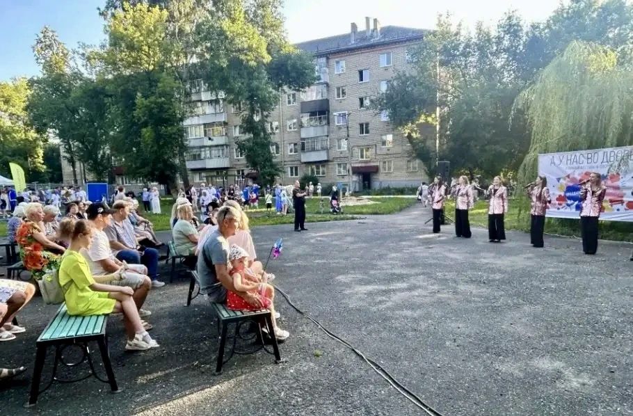 Праздник двора объединил жителей проспекта 50 лет Октября в Саранске Праздник двора объединил жителей проспекта 50 лет Октября в Саранске
