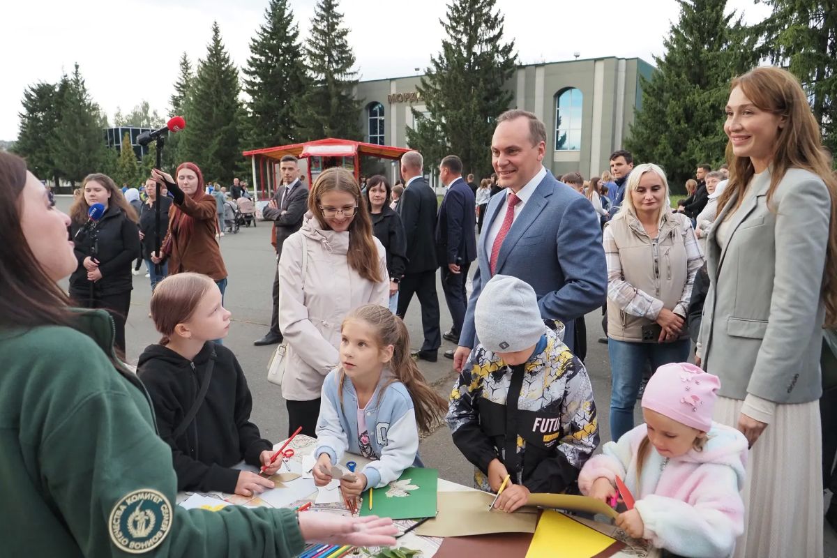 Артём Здунов: #Деньдвора. Возвращаем нашему Мордовэспоцентру в п. Ялга статус одной из главных площадок для проведения больших фестивалей, гастро-выставок и других городских мероприятий Артём Здунов: #Деньдвора. Возвращаем нашему Мордовэспоцентру в п. Ялга статус одной из главных площадок для проведения больших фестивалей, гастро-выставок и других городских мероприятий