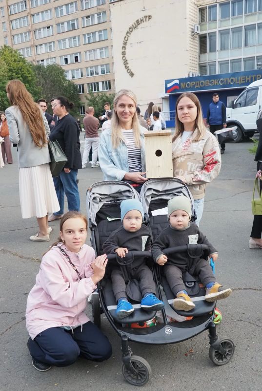 Артём Здунов: #Деньдвора. Возвращаем нашему Мордовэспоцентру в п. Ялга статус одной из главных площадок для проведения больших фестивалей, гастро-выставок и других городских мероприятий Артём Здунов: #Деньдвора. Возвращаем нашему Мордовэспоцентру в п. Ялга статус одной из главных площадок для проведения больших фестивалей, гастро-выставок и других городских мероприятий