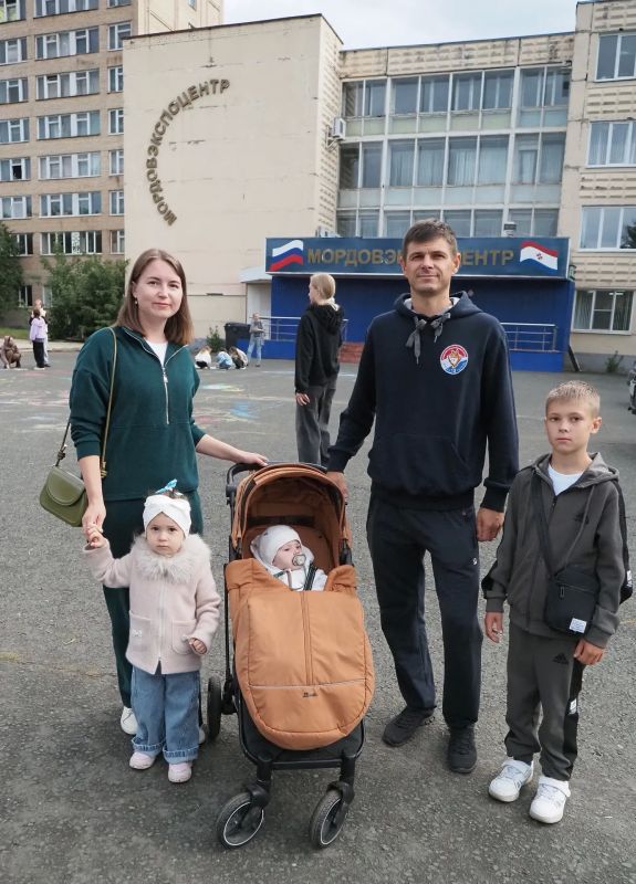 Артём Здунов: #Деньдвора. Возвращаем нашему Мордовэспоцентру в п. Ялга статус одной из главных площадок для проведения больших фестивалей, гастро-выставок и других городских мероприятий Артём Здунов: #Деньдвора. Возвращаем нашему Мордовэспоцентру в п. Ялга статус одной из главных площадок для проведения больших фестивалей, гастро-выставок и других городских мероприятий