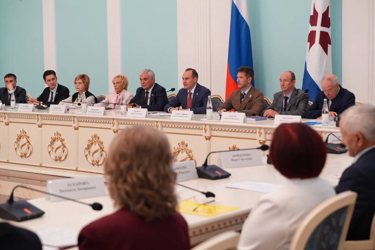 Артём Здунов: #ГодЗдоровья. От чего зависит здоровое долголетие? Наши дорогие ветераны поделились сегодня своими секретами активной жизни В Мордовии большая и дружная ветеранская организация: вместе проводят спартакиады... Артём Здунов: #ГодЗдоровья. От чего зависит здоровое долголетие? Наши дорогие ветераны поделились сегодня своими секретами активной жизни В Мордовии большая и дружная ветеранская организация: вместе проводят спартакиады...