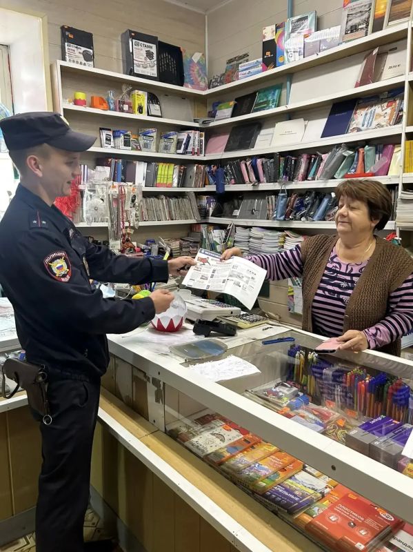 Полицейские Мордовии усиливают профилактическую работу с населением по противодействию мошенничеству Полицейские Мордовии усиливают профилактическую работу с населением по противодействию мошенничеству