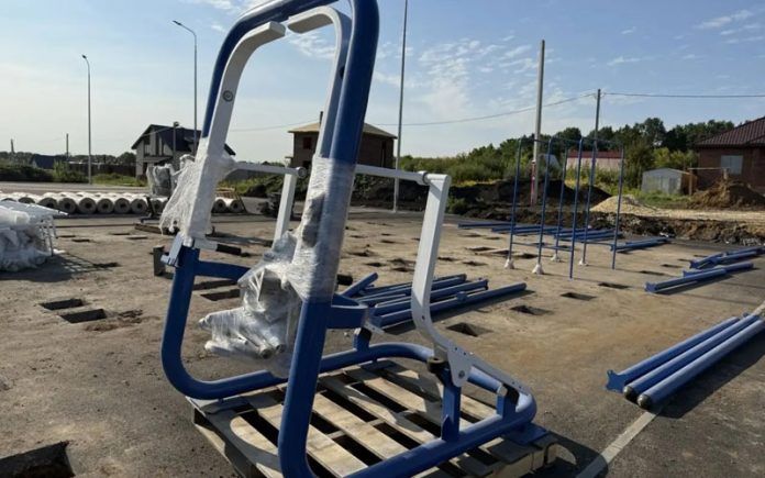 В Николаевке идет строительство «умной» спортивной площадки