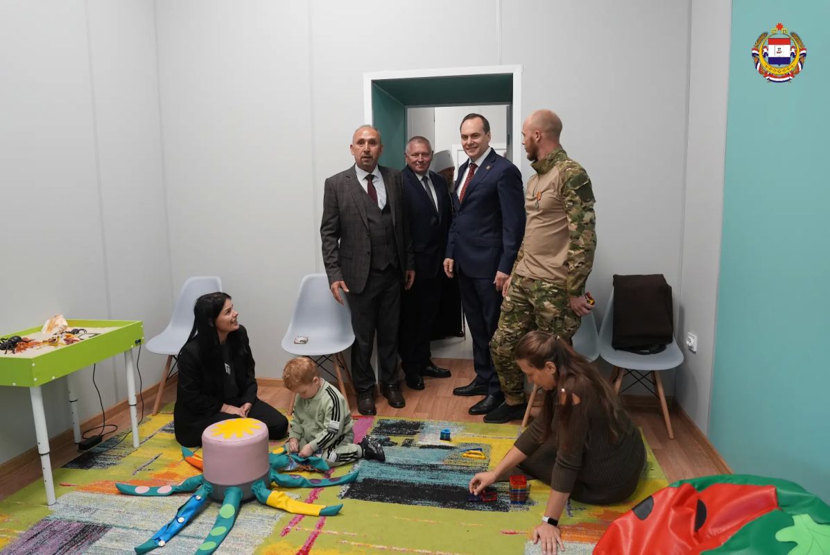 В Ардатове открылся новый Молодёжный центр В Ардатове открылся новый Молодёжный центр