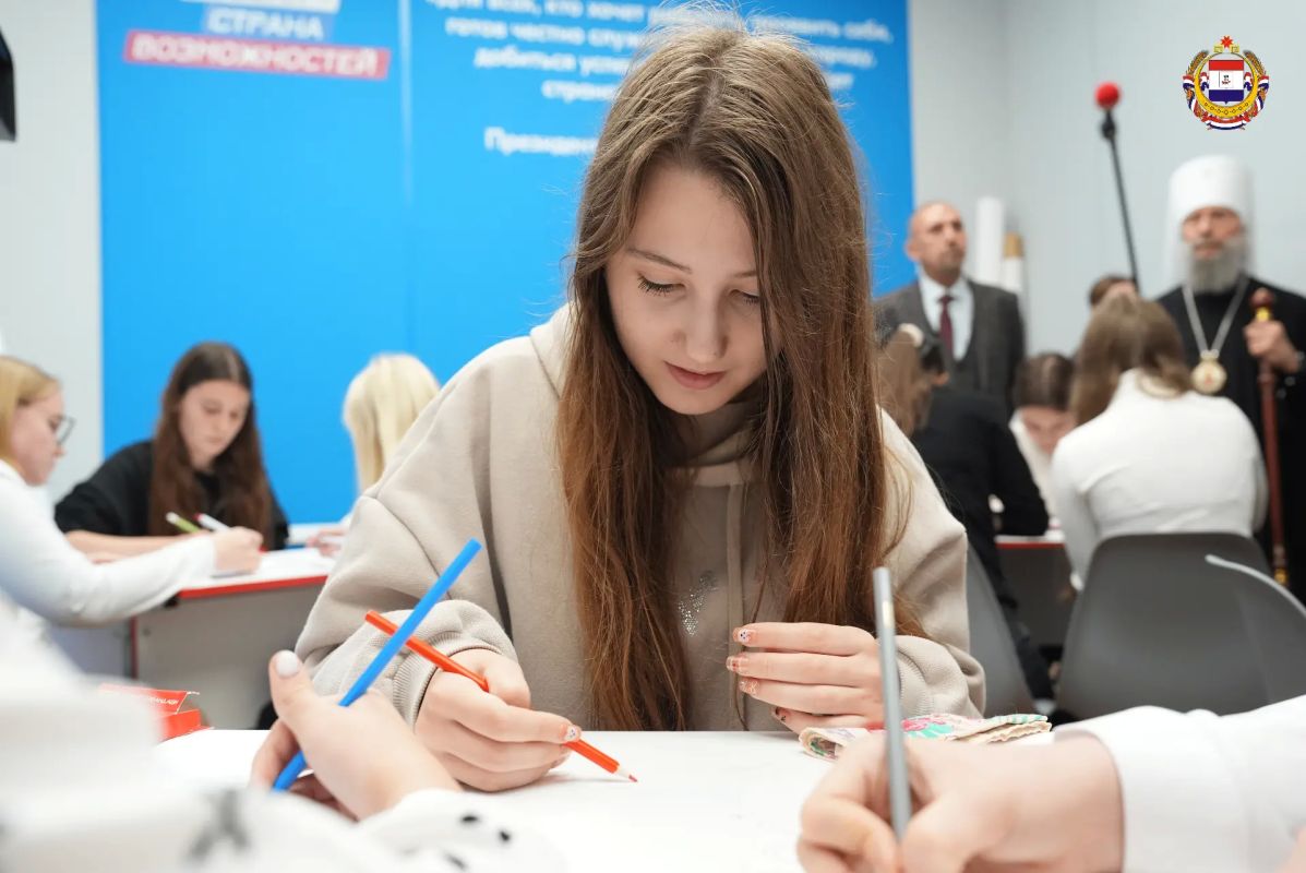 В Ардатове открылся новый Молодёжный центр В Ардатове открылся новый Молодёжный центр
