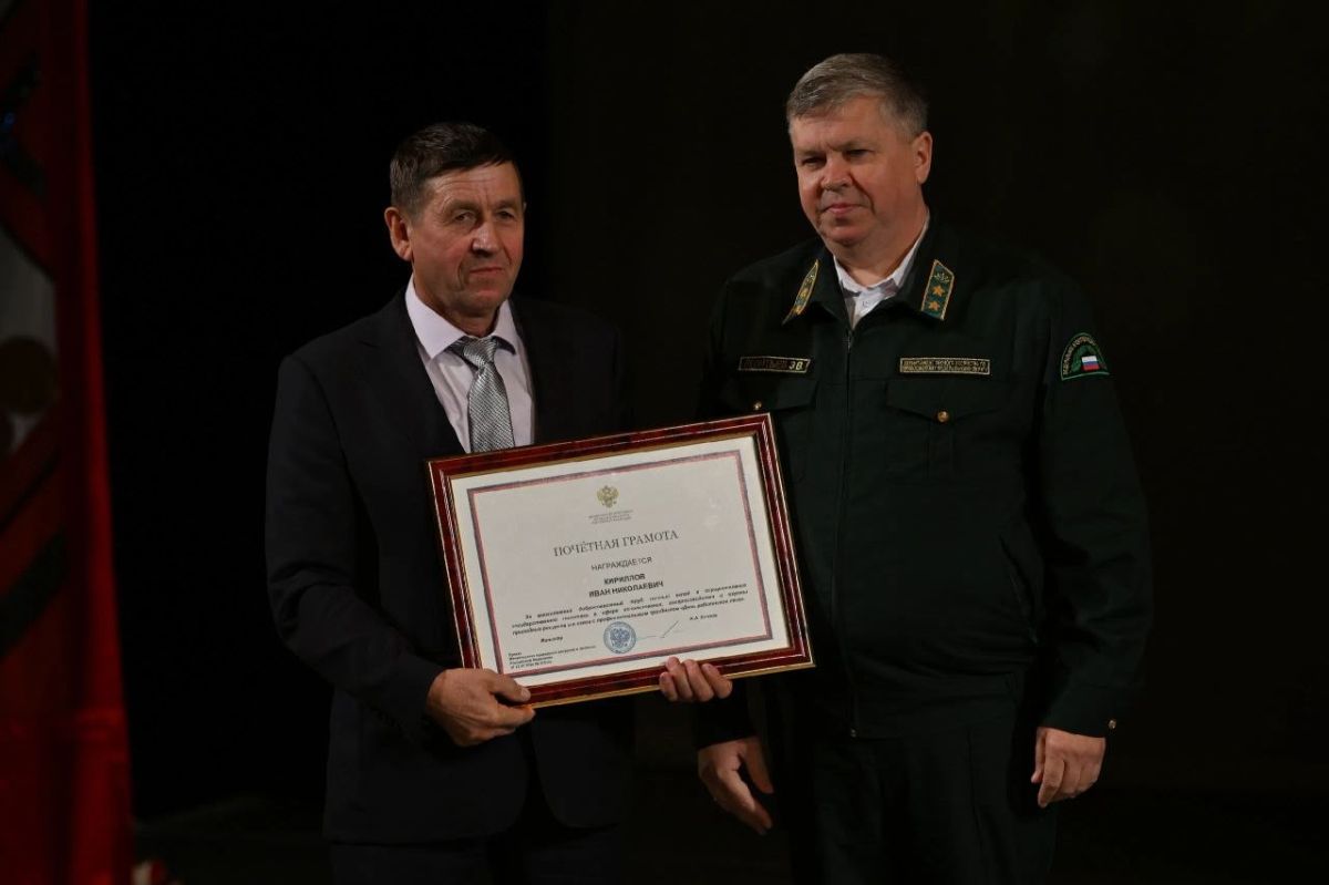 В Мордовии поздравили работников леса В Мордовии поздравили работников леса