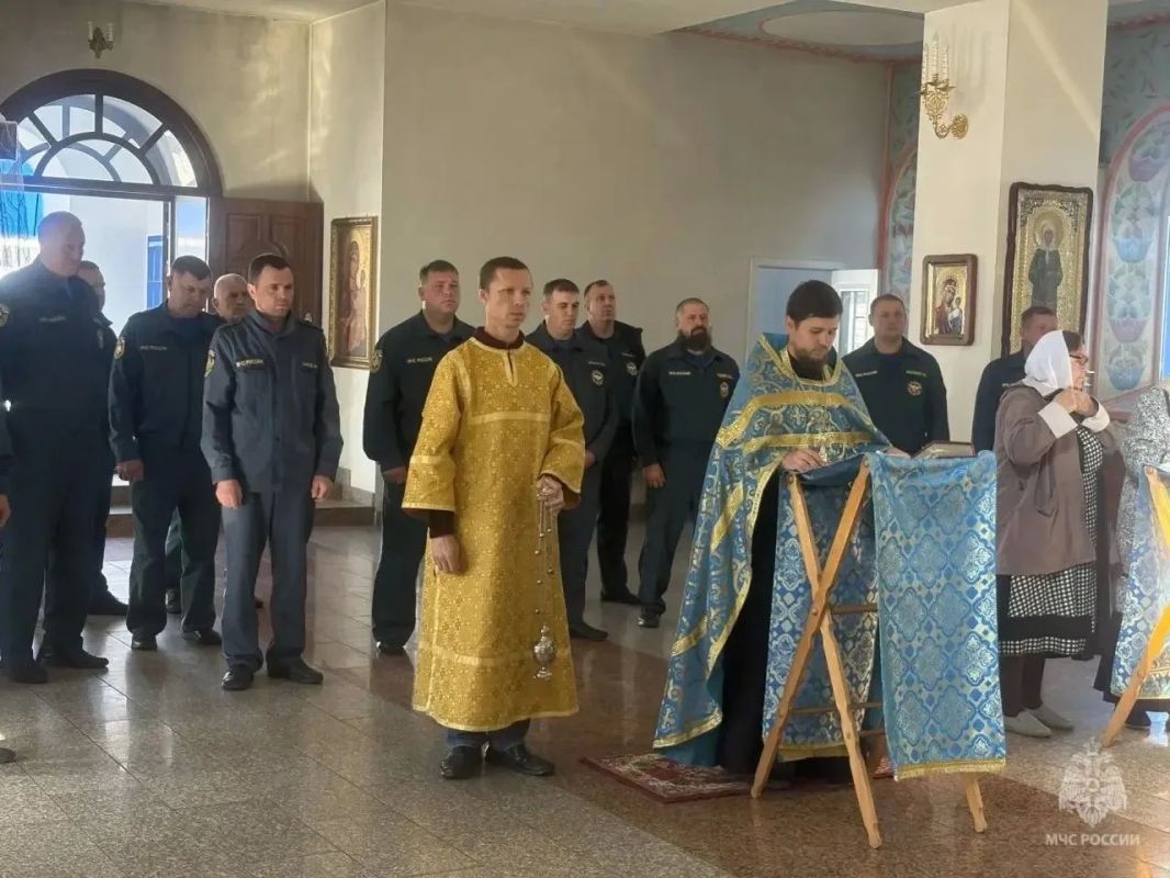 Торжественное богослужение Торжественное богослужение