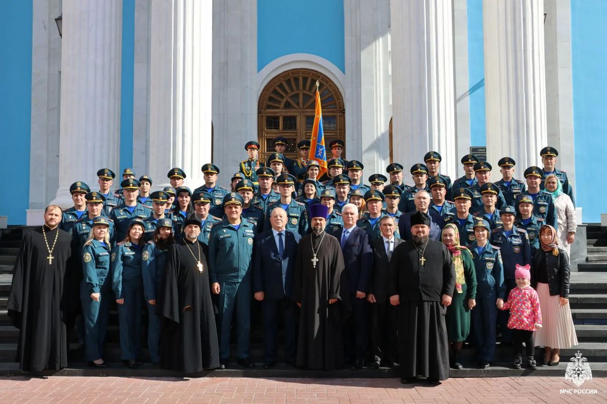Торжественное богослужение Торжественное богослужение