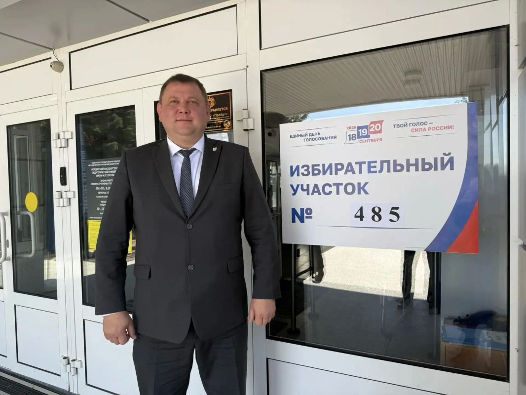 Сегодня принял участие в голосовании на избирательном участке №485 в Педагогическом университете им. М. Е. Евсевьева