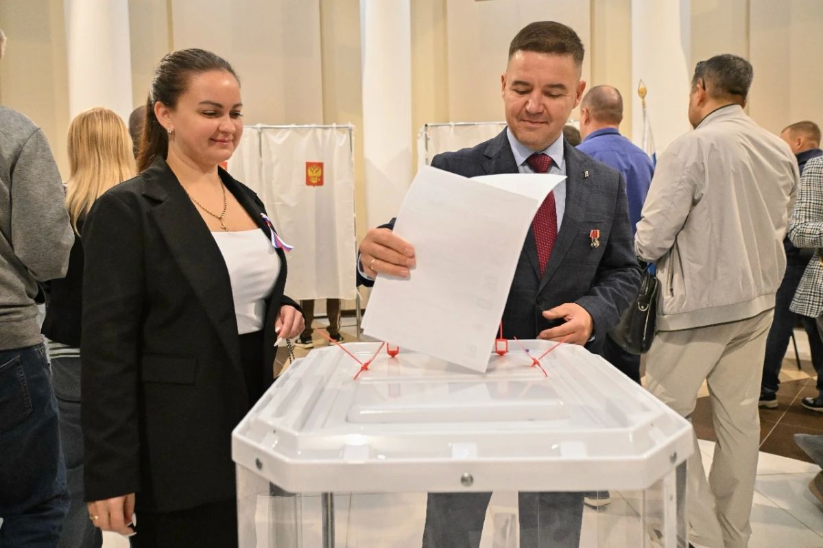 Финалист региональной кадровой программы «Герои среди СВОих» Алексей Жбанов: «Будущее зависит от нас!» Финалист региональной кадровой программы «Герои среди СВОих» Алексей Жбанов: «Будущее зависит от нас!»