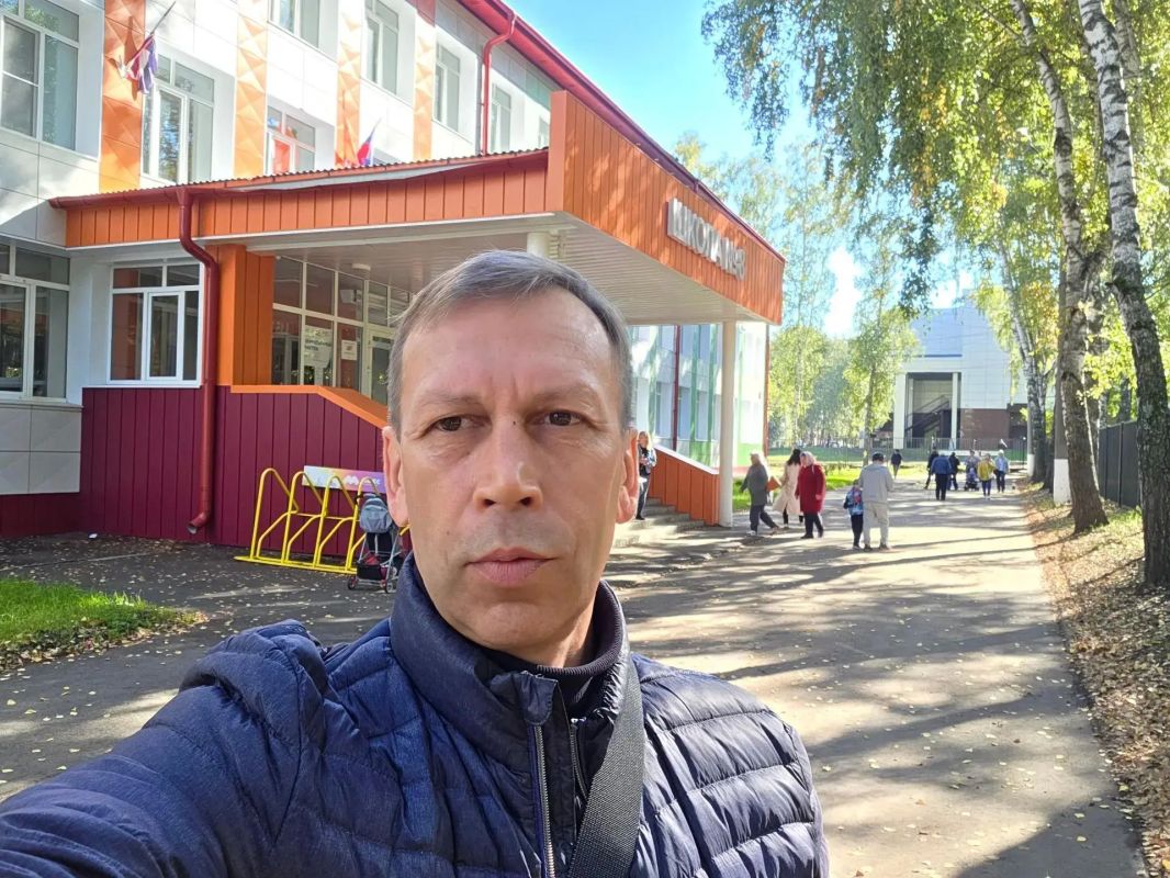 Сотрудники Министерства культуры, национальной политики и архивного дела Республики Мордовия уже воспользовались своим избирательным правом Сотрудники Министерства культуры, национальной политики и архивного дела Республики Мордовия уже воспользовались своим избирательным правом