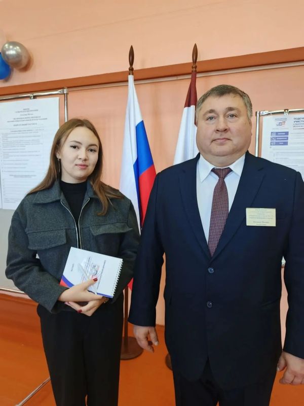 Еще одна подборка наших впервые голосующих молодых избирателей! Знакомьтесь: Еще одна подборка наших впервые голосующих молодых избирателей! Знакомьтесь: