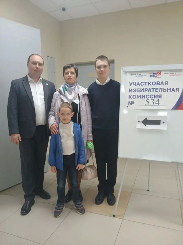 «Сегодня на избирательный участок пришли всей семьей, потому что нам важно будущее нашей родной республики и Саранска