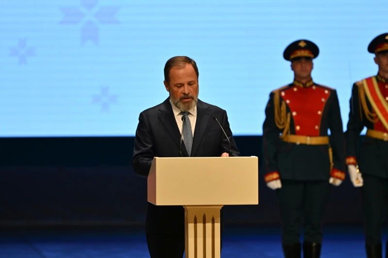 Полномочный представитель Президента РФ в Приволжском федеральном округе Игорь Комаров поздравил вступившего в должность Главу РМ Артёма Здунова, с новым этапом его трудовой биографии и выступил с рядом важных поручений по...